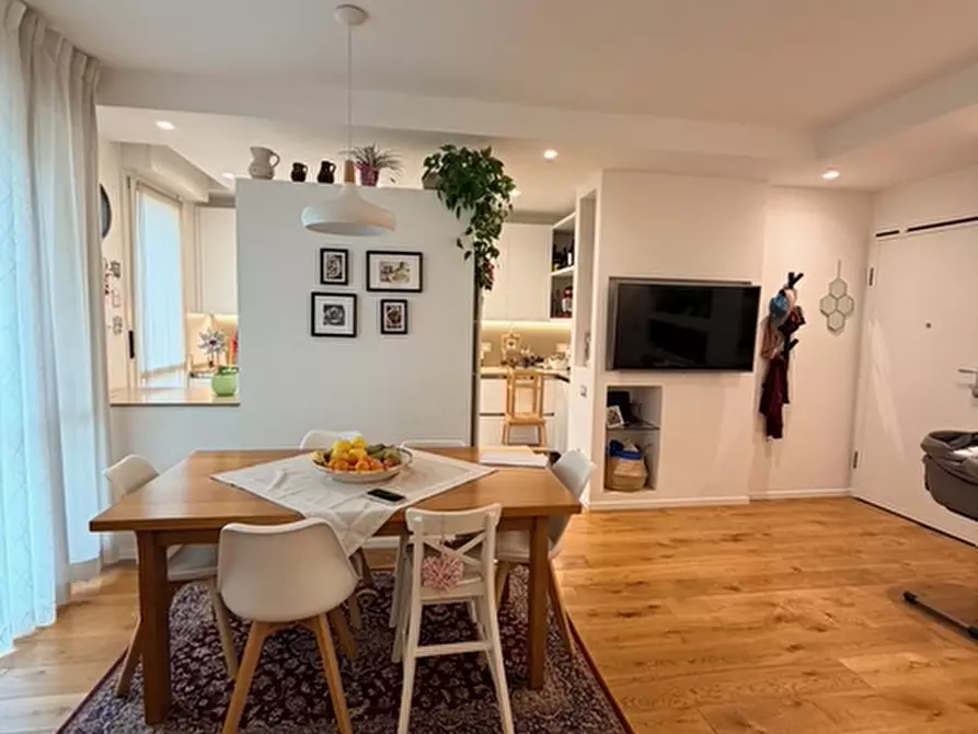 Immagine 4 di Appartamento in vendita  a Senigallia