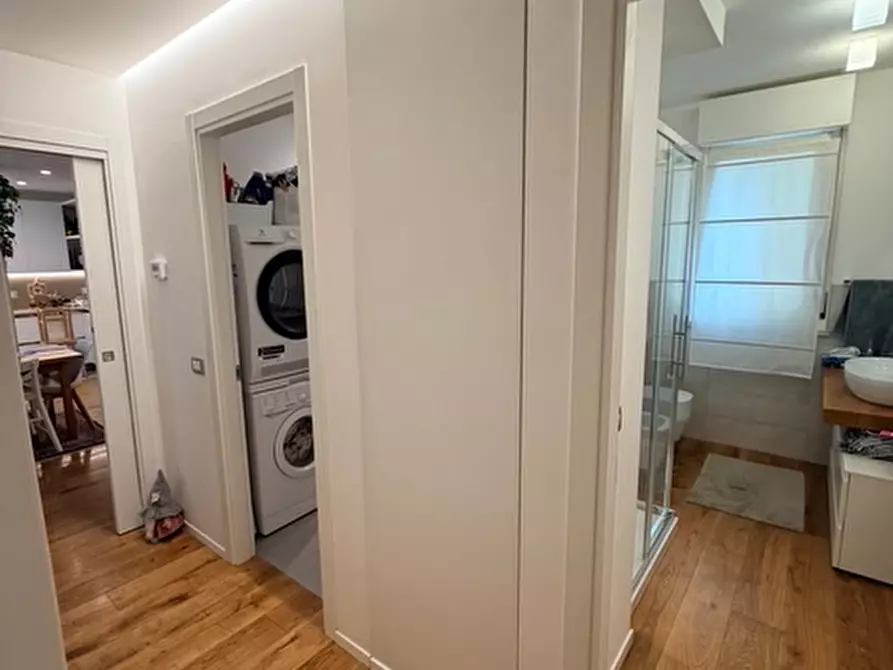 Immagine 11 di Appartamento in vendita  a Senigallia