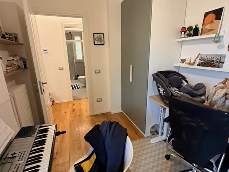 Immagine 21 di Appartamento in vendita  a Senigallia