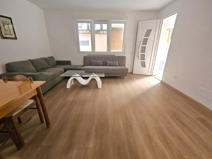 Immagine 2 di Appartamento in vendita  in viale palotta11 a Rimini