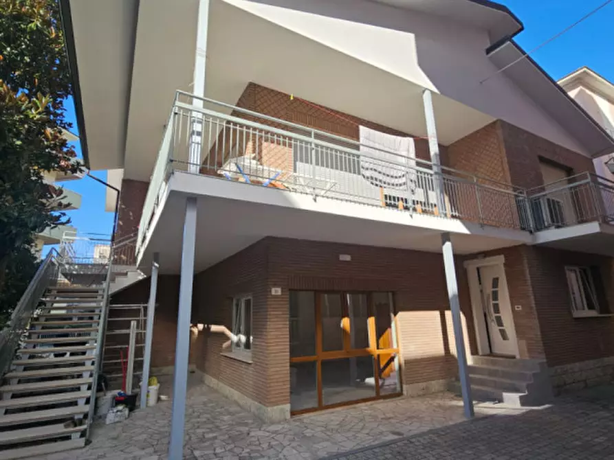 Immagine 4 di Appartamento in vendita  in viale palotta11 a Rimini