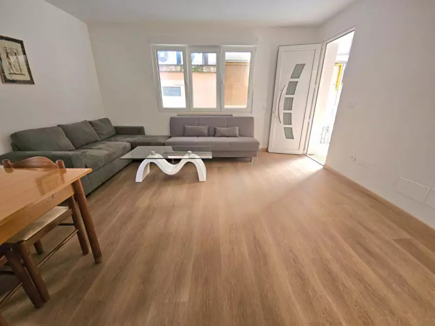 Immagine 9 di Appartamento in vendita  in viale palotta11 a Rimini