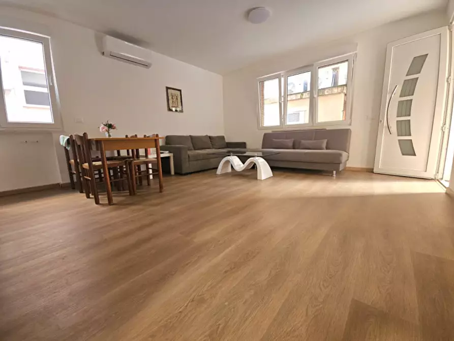 Immagine 10 di Appartamento in vendita  in viale palotta11 a Rimini