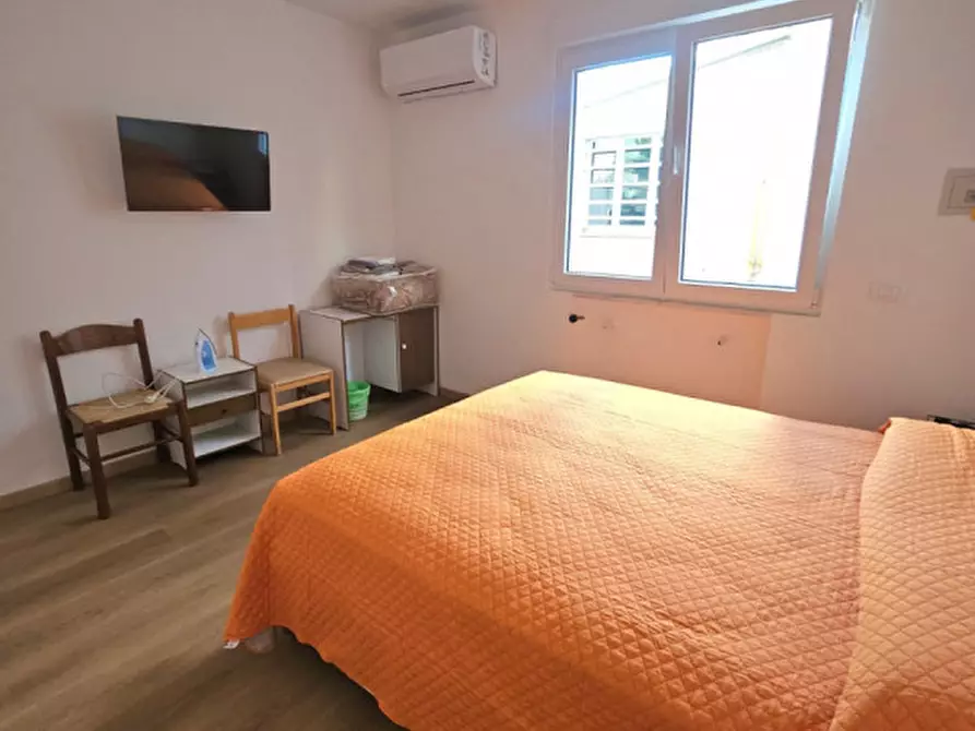 Immagine 13 di Appartamento in vendita  in viale palotta11 a Rimini