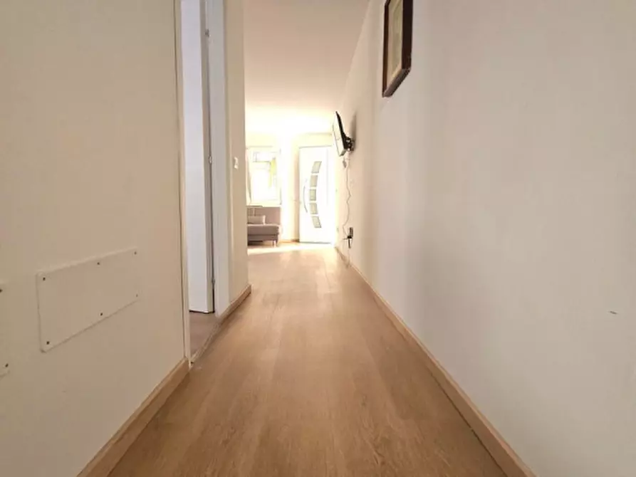 Immagine 13 di Appartamento in vendita  in viale palotta11 a Rimini