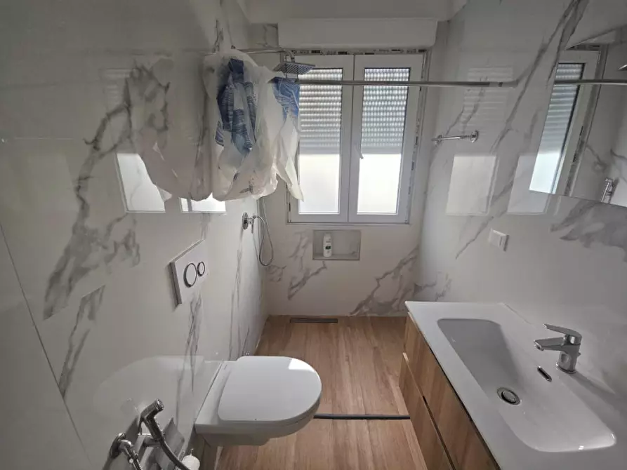 Immagine 19 di Appartamento in vendita  in viale palotta11 a Rimini