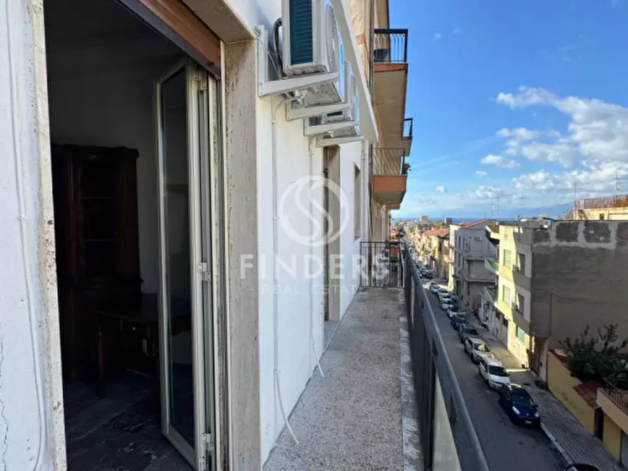 Immagine 12 di Camera in affitto  in Via Guido Miggiano, 1 a Reggio Di Calabria