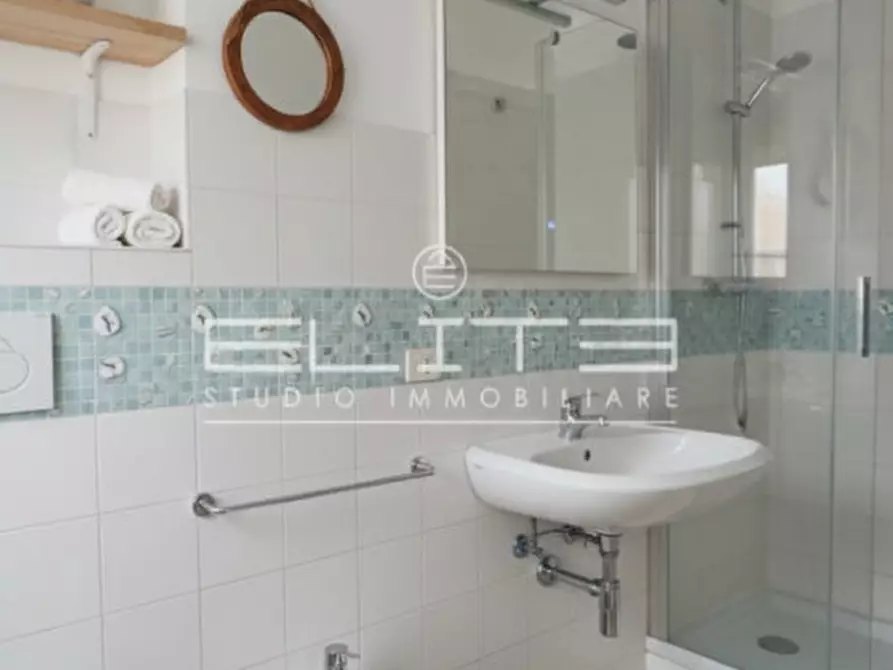 Immagine 4 di Villetta a schiera in vendita  in VIA IV NOVEMBRE a Numana