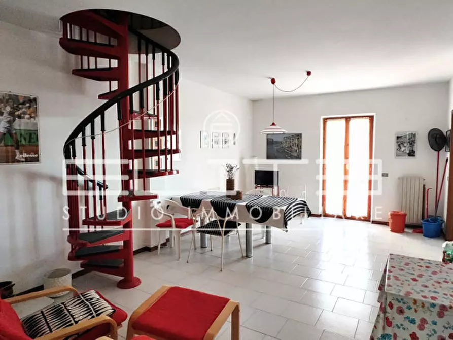 Immagine 4 di Appartamento in vendita  in VIA ISCHIA a Numana