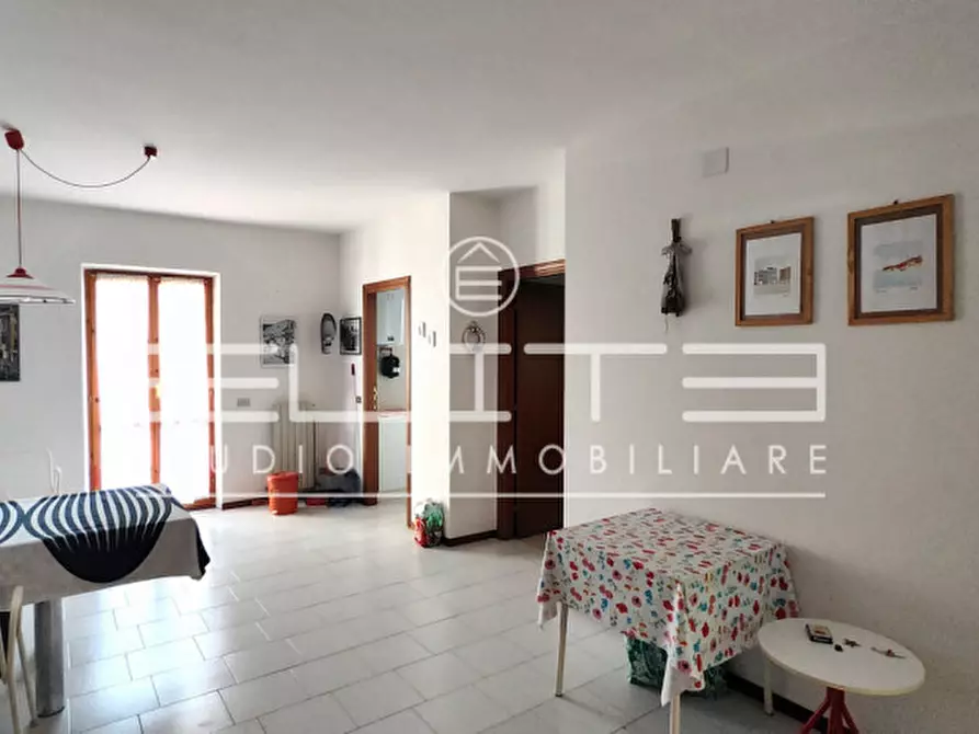 Immagine 5 di Appartamento in vendita  in VIA ISCHIA a Numana