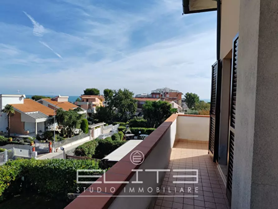 Immagine 6 di Appartamento in vendita  in VIA AMALFI 52 a Numana