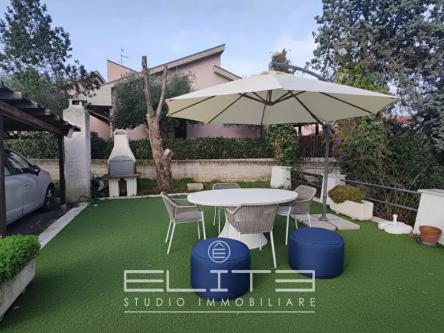 Immagine 10 di Appartamento in vendita  in VIA AMALFI 52 a Numana