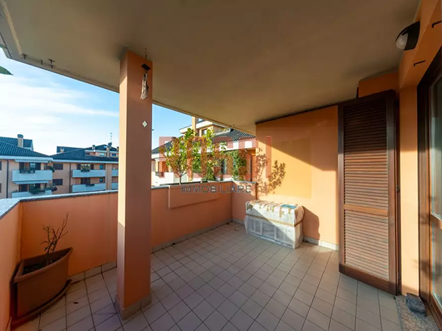 Immagine 7 di Appartamento in vendita  in VIA FRATELLI CERVI a Macherio