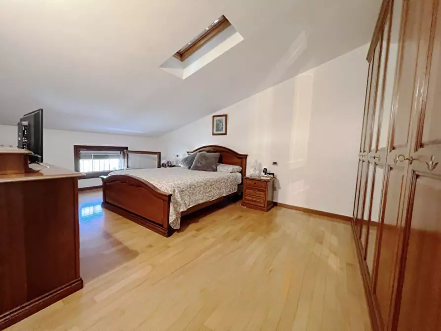 Immagine 14 di Appartamento in vendita  in Via Amerigo Vespucci a Selvazzano Dentro