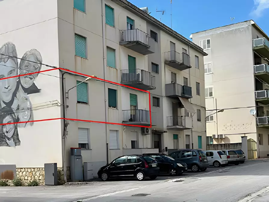 Immagine 3 di Appartamento in vendita  in Viale Svizzera, 2 a Mazara Del Vallo
