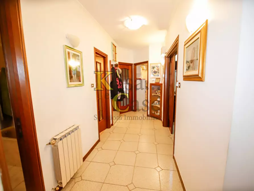 Immagine 6 di Villa in vendita  in Via Roma a San Giusto Canavese