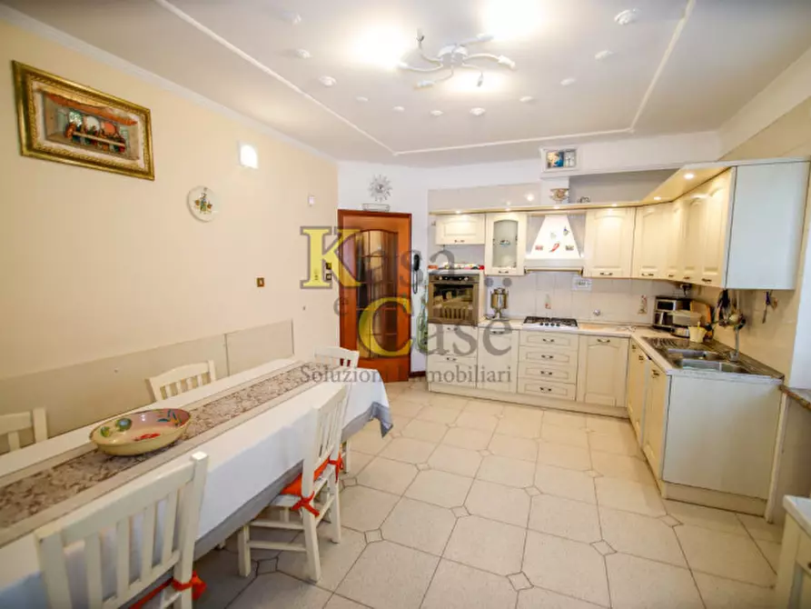 Immagine 10 di Villa in vendita  in Via Roma a San Giusto Canavese