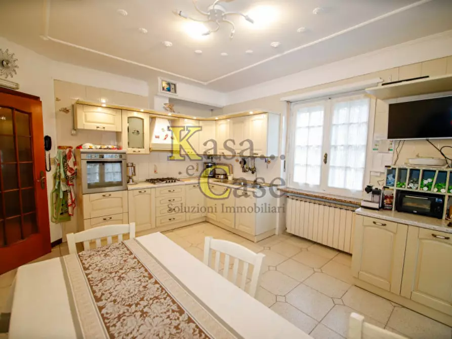 Immagine 11 di Villa in vendita  in Via Roma a San Giusto Canavese