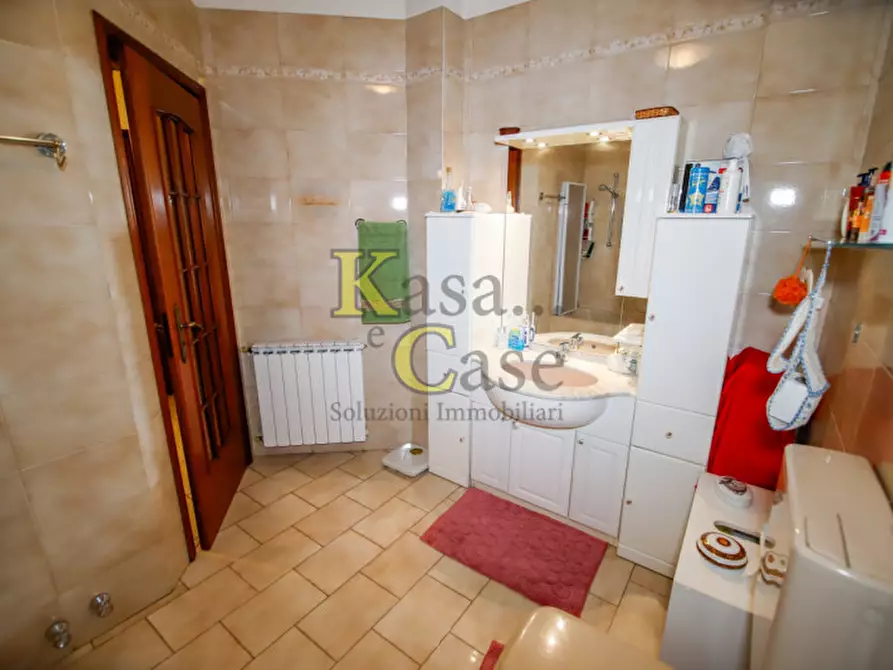 Immagine 24 di Villa in vendita  in Via Roma a San Giusto Canavese