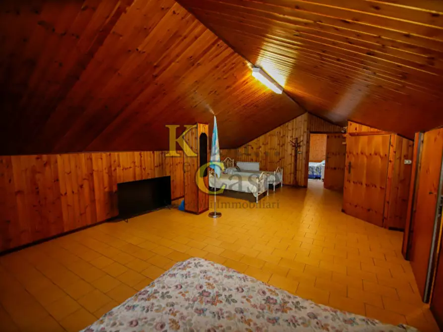 Immagine 27 di Villa in vendita  in Via Roma a San Giusto Canavese
