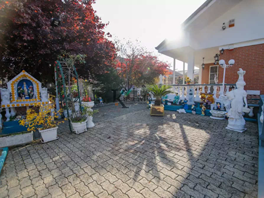 Immagine 28 di Villa in vendita  in Via Roma a San Giusto Canavese