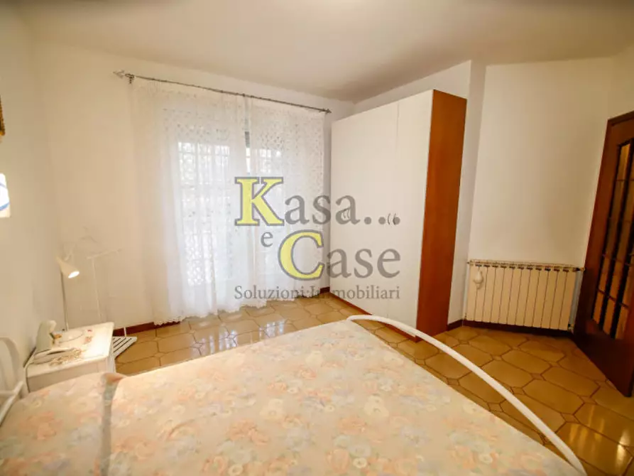 Immagine 33 di Villa in vendita  in Via Roma a San Giusto Canavese