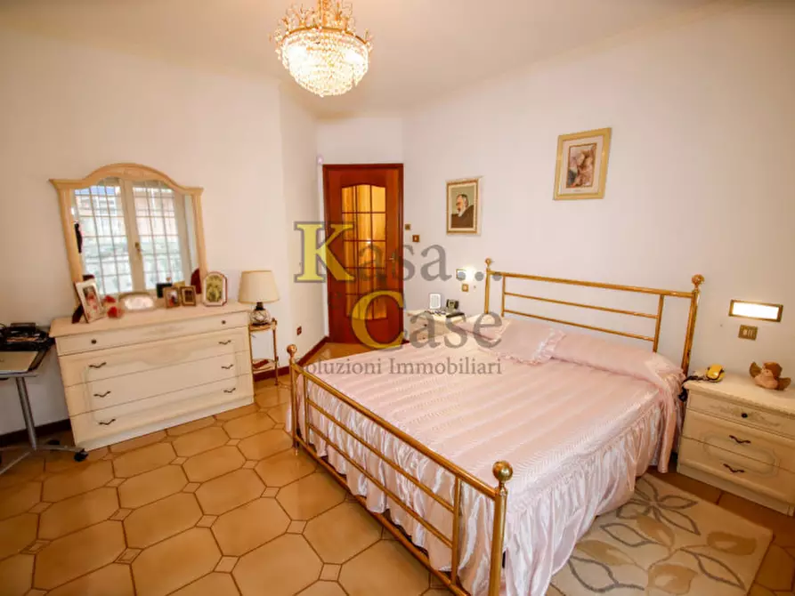 Immagine 38 di Villa in vendita  in Via Roma a San Giusto Canavese