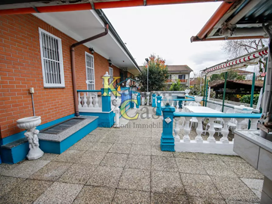 Immagine 41 di Villa in vendita  in Via Roma a San Giusto Canavese