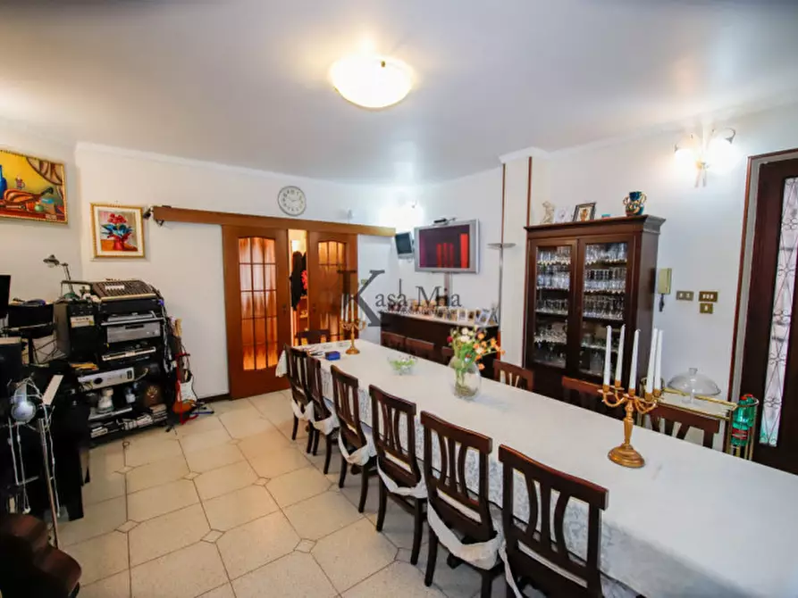 Immagine 57 di Villa in vendita  in Via Roma a San Giusto Canavese