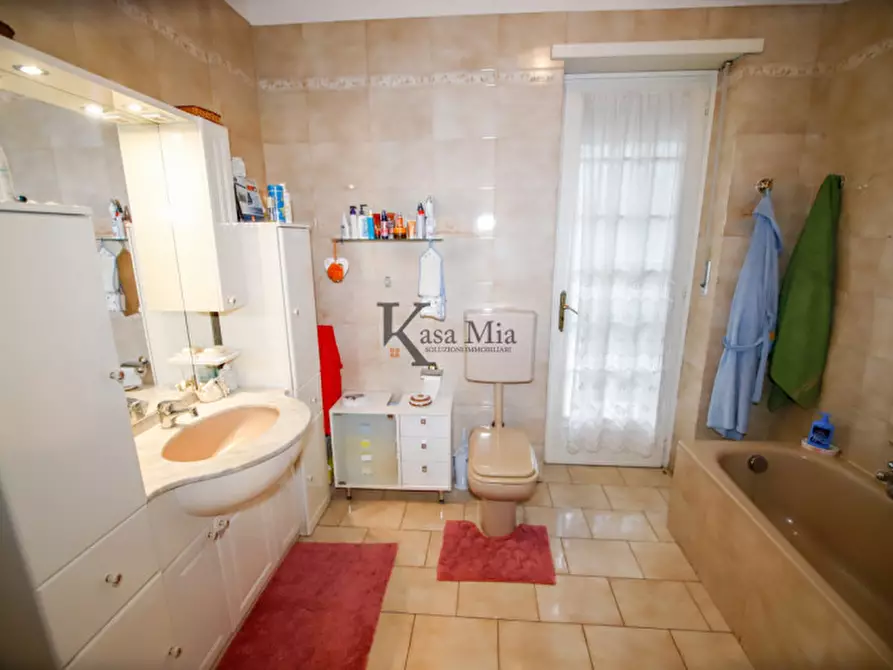 Immagine 66 di Villa in vendita  in Via Roma a San Giusto Canavese