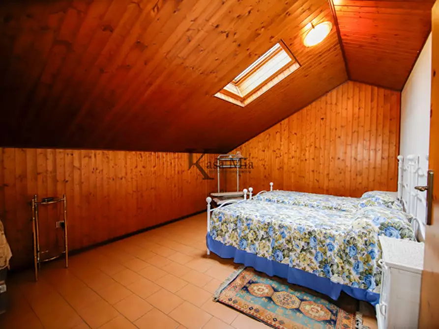 Immagine 70 di Villa in vendita  in Via Roma a San Giusto Canavese