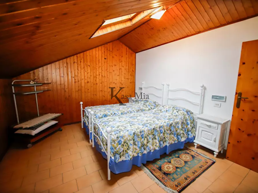 Immagine 71 di Villa in vendita  in Via Roma a San Giusto Canavese