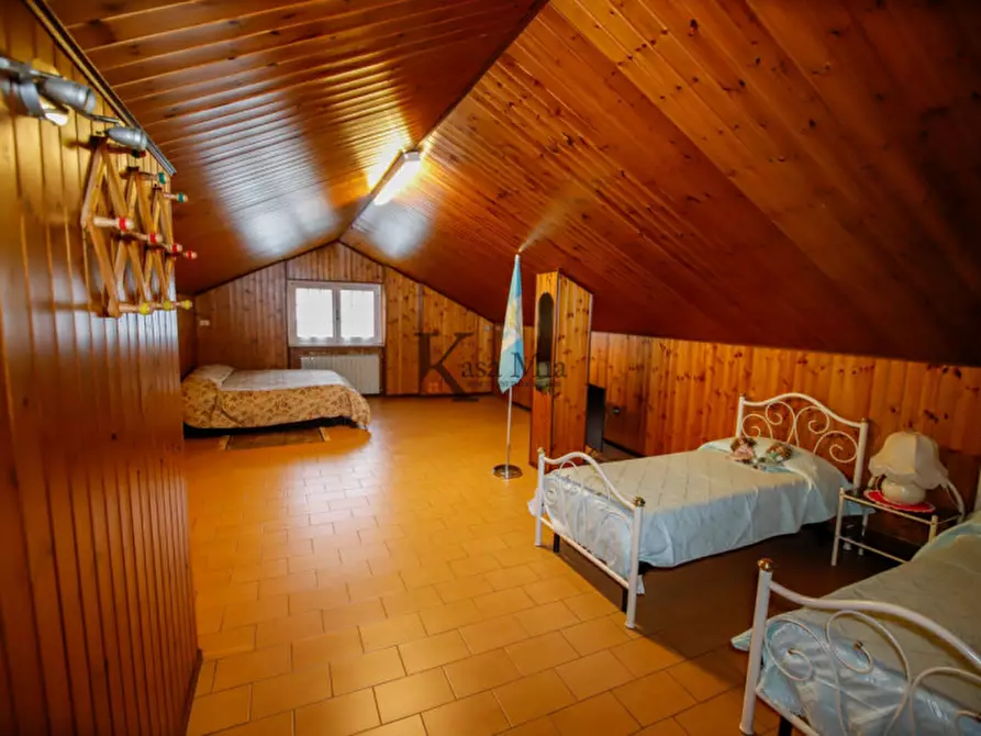 Immagine 75 di Villa in vendita  in Via Roma a San Giusto Canavese