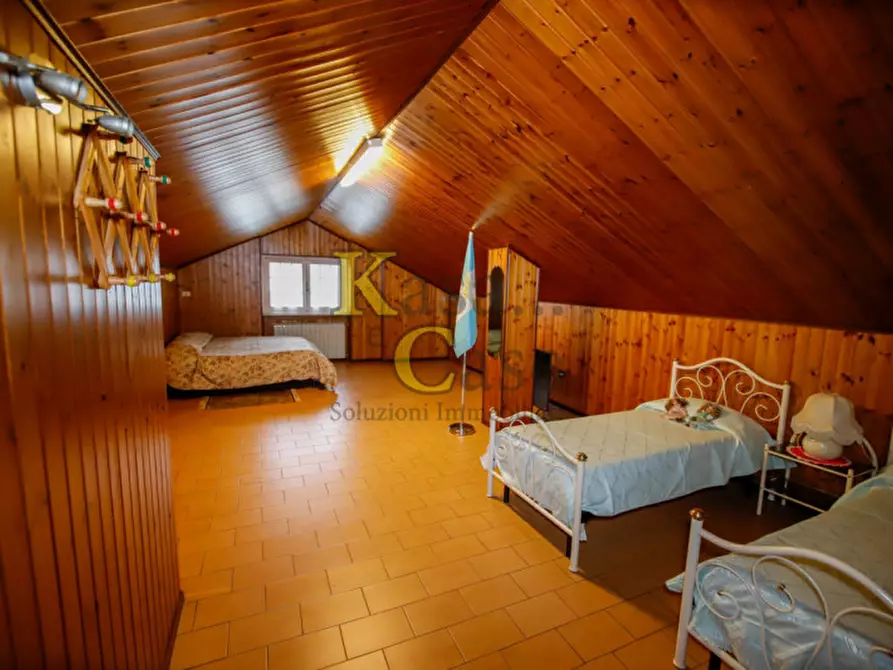 Immagine 76 di Villa in vendita  in Via Roma a San Giusto Canavese
