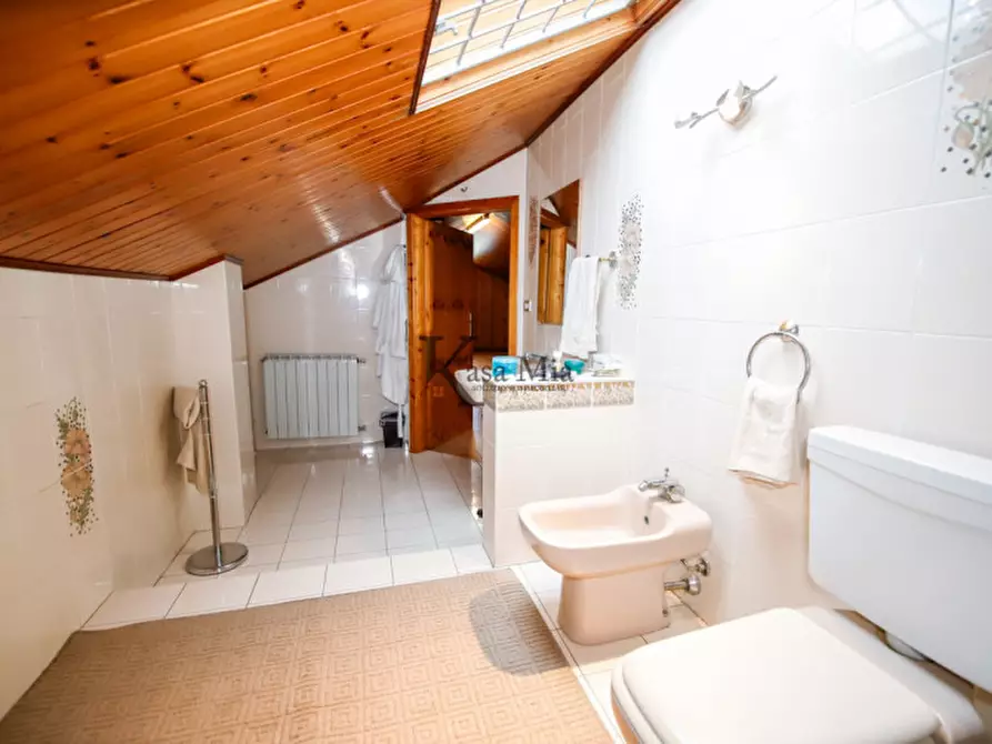 Immagine 79 di Villa in vendita  in Via Roma a San Giusto Canavese