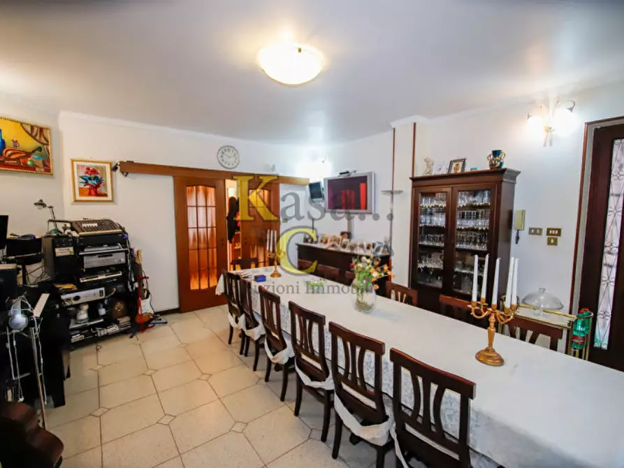 Immagine 82 di Villa in vendita  in Via Roma a San Giusto Canavese