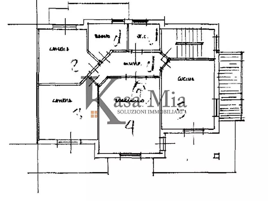 Immagine 102 di Villa in vendita  in Via Roma a San Giusto Canavese