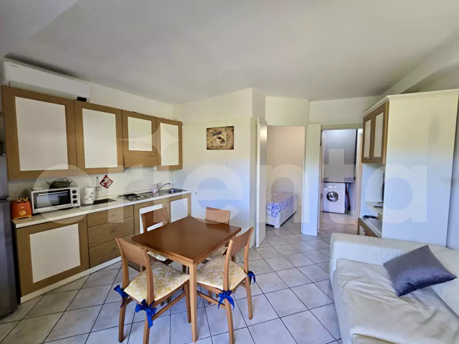 Immagine 9 di Appartamento in vendita  in Via Ri Fiochel 77 a Padenghe Sul Garda