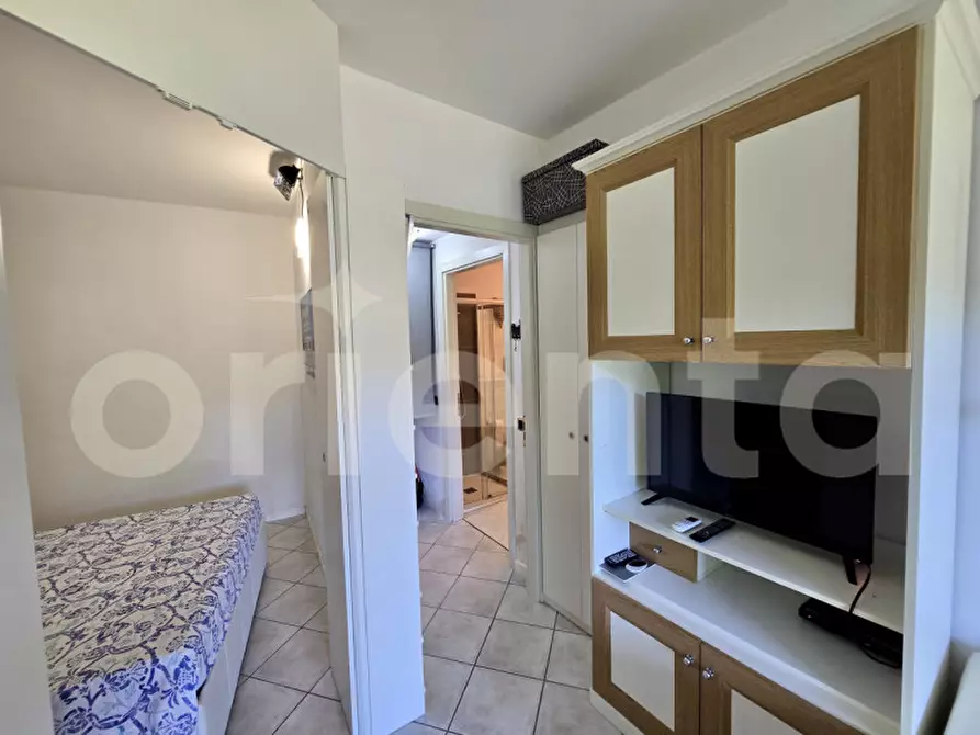 Immagine 13 di Appartamento in vendita  in Via Ri Fiochel 77 a Padenghe Sul Garda