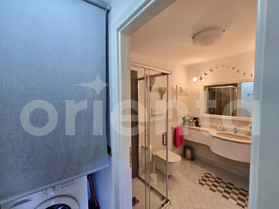 Immagine 14 di Appartamento in vendita  in Via Ri Fiochel 77 a Padenghe Sul Garda