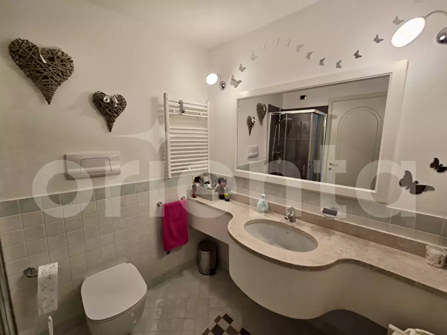 Immagine 17 di Appartamento in vendita  in Via Ri Fiochel 77 a Padenghe Sul Garda