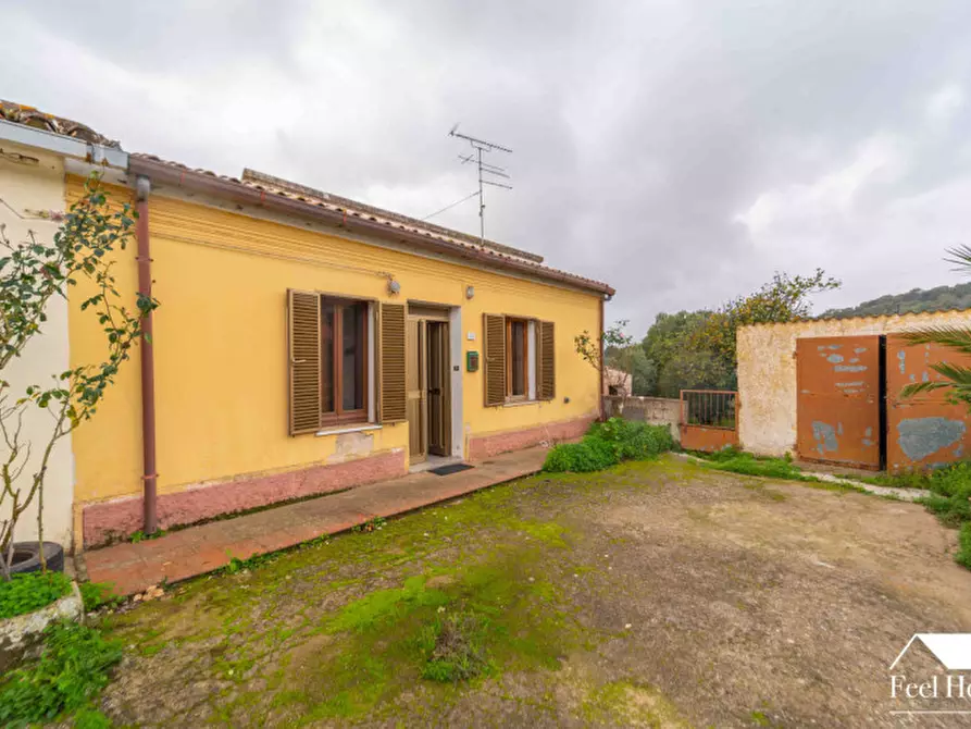 Immagine 38 di Villetta a schiera in vendita  in VIA MARSILIO FUCINO 11 a Olbia