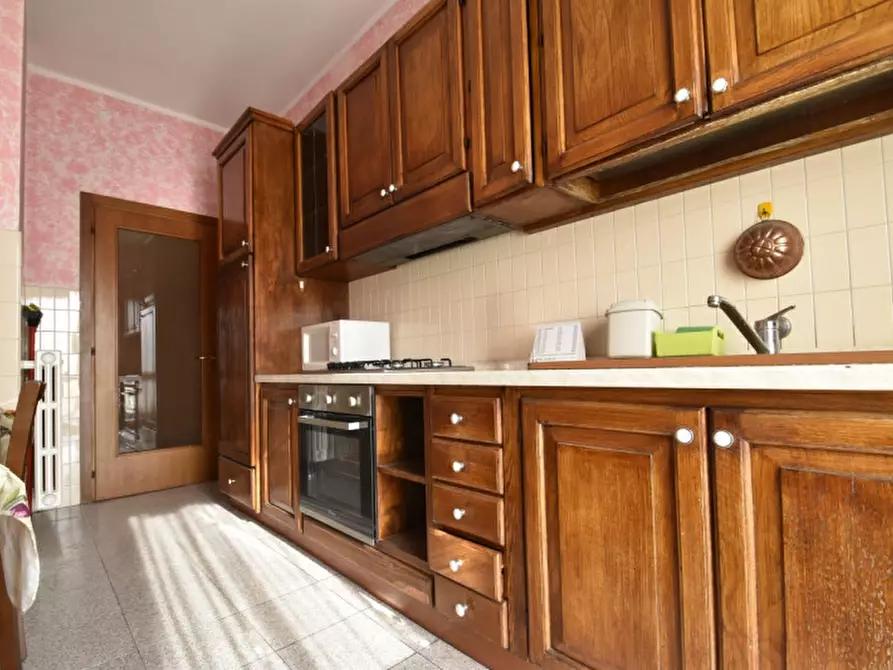 Immagine 13 di Appartamento in vendita  in Via Polveriera Vecchia 13 a Verona