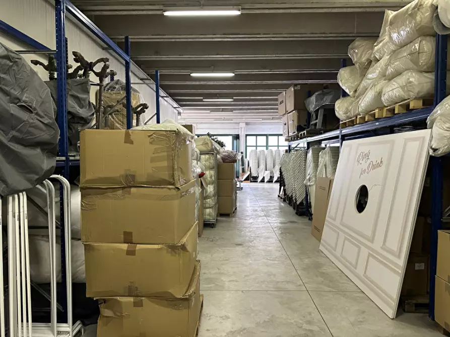 Immagine 3 di Laboratorio in affitto  in ludovico lazzaro zamenhof, vicenza a Vicenza