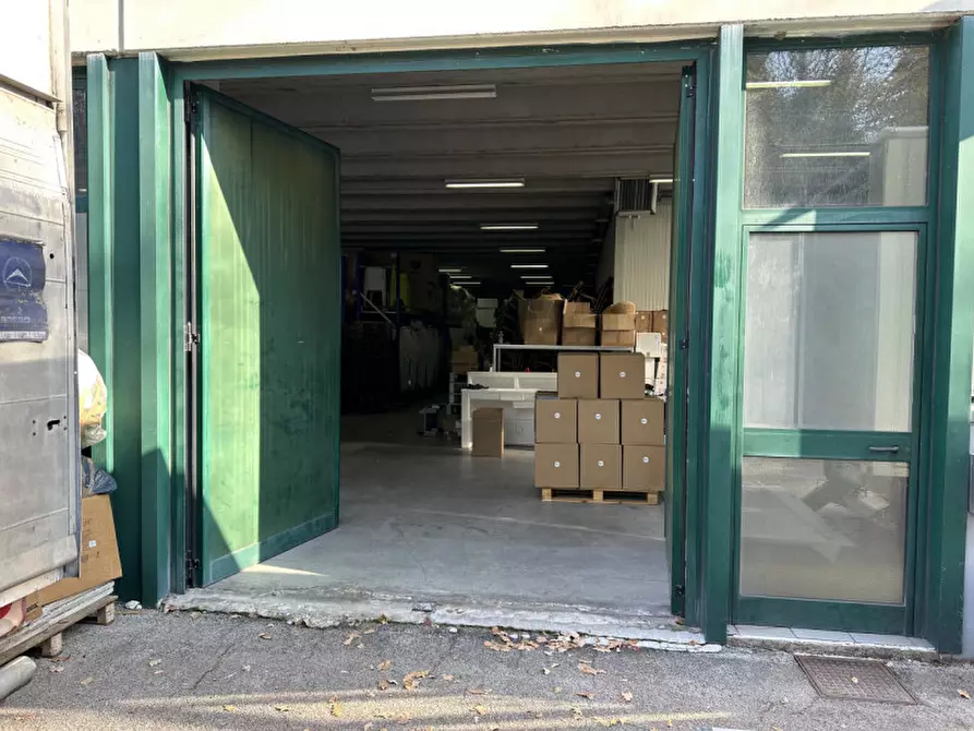 Immagine 6 di Laboratorio in affitto  in ludovico lazzaro zamenhof, vicenza a Vicenza