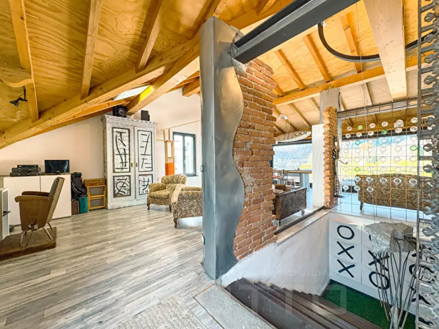 Immagine 8 di Loft/Open space in vendita  in via giuseppe fava 75 a Gozzano