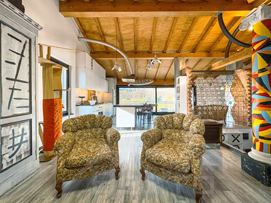 Immagine 11 di Loft/Open space in vendita  in via giuseppe fava 75 a Gozzano