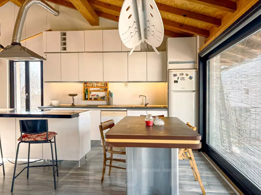 Immagine 15 di Loft/Open space in vendita  in via giuseppe fava 75 a Gozzano