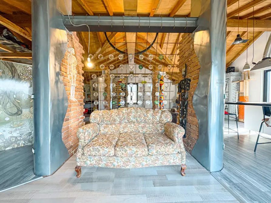 Immagine 16 di Loft/Open space in vendita  in via giuseppe fava 75 a Gozzano