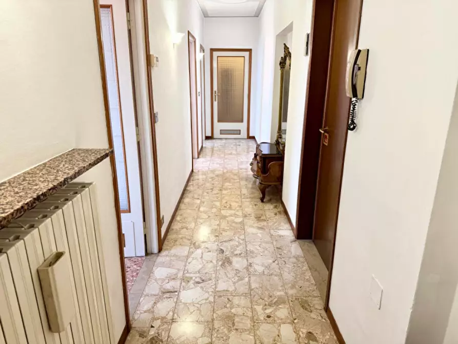 Immagine 2 di Appartamento in vendita  in VIA VOLTURNO a Parma